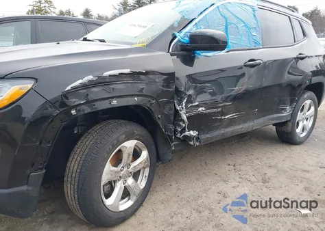 2020 Jeep Compass Latitude 4X4 из США, поврежденный, VIN 3C4NJDBB3LT197052